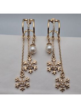 ✨2/$10✨ Gold Snowflake Dangle Earrings CZ Crystals Faux Pearls Rhinestone 2.5”